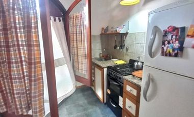 Dúplex en venta de 2 dormitorios c/ cochera en San Bernardo