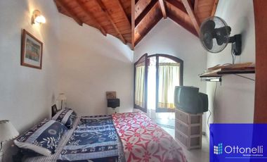 Dúplex en venta de 2 dormitorios c/ cochera en San Bernardo