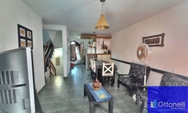 Dúplex en venta de 2 dormitorios c/ cochera en San Bernardo