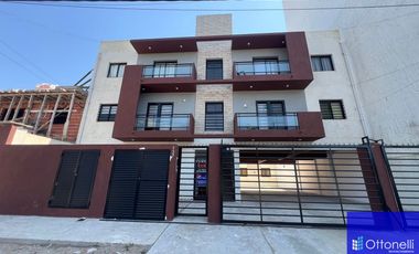 Departamento en venta de 2 dormitorios c/ cochera en Costa Azul