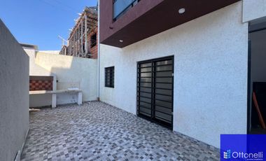 Departamento en venta de 2 dormitorios c/ cochera en Costa Azul