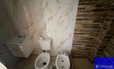 Departamento en venta de 2 dormitorios c/ cochera en Costa Azul