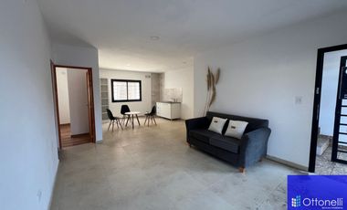 Departamento en venta de 2 dormitorios c/ cochera en Costa Azul