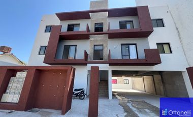Departamento en venta de 2 dormitorios c/ cochera en Costa Azul