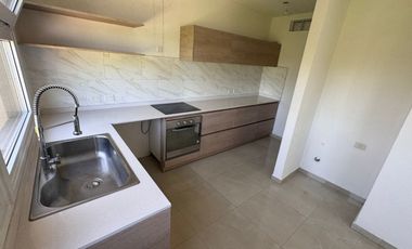 Casa en venta de 3 dormitorios c/ cochera en San Miguel