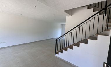 Casa en venta de 3 dormitorios c/ cochera en San Miguel
