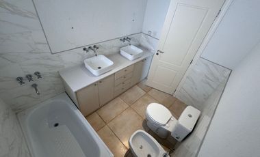 Casa en venta de 3 dormitorios c/ cochera en San Miguel