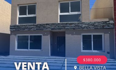 Casa en venta de 3 dormitorios c/ cochera en San Miguel