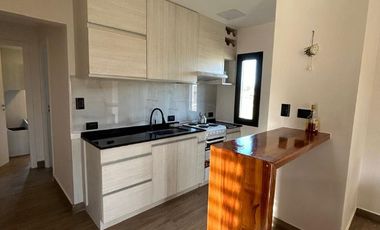 Casa en venta de 2 dormitorios c/ cochera en Balneario Pehuen Co