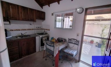 Casa en venta de 3 dormitorios c/ cochera en San Bernardo