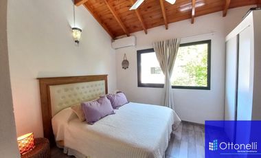 Dúplex en venta de 2 dormitorios c/ cochera en San Bernardo