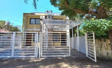 Dúplex en venta de 2 dormitorios c/ cochera en San Bernardo