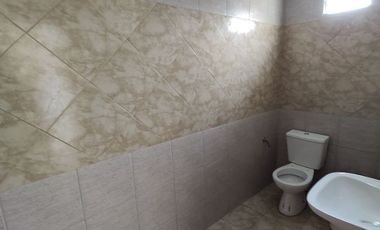 Casa en venta de 5 dormitorios c/ cochera en Florencio Varela