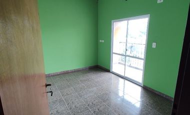 Casa en venta de 5 dormitorios c/ cochera en Florencio Varela