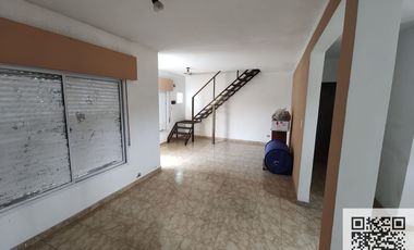 Casa en venta de 5 dormitorios c/ cochera en Florencio Varela