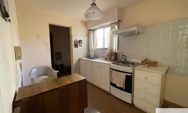 Departamento en venta de 2 dormitorios c/ cochera en 9 de Julio