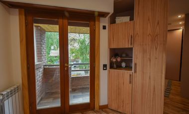 Venta Chalet 4 dormitorios - Parque Luro