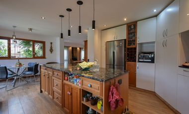 Venta Chalet 4 dormitorios - Parque Luro