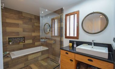 Venta Chalet 4 dormitorios - Parque Luro