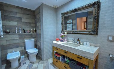 Venta Chalet 4 dormitorios - Parque Luro