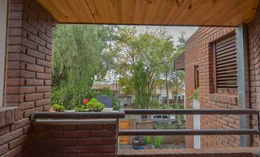 Venta Chalet 4 dormitorios - Parque Luro