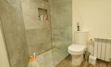 Venta Chalet 4 dormitorios - Parque Luro