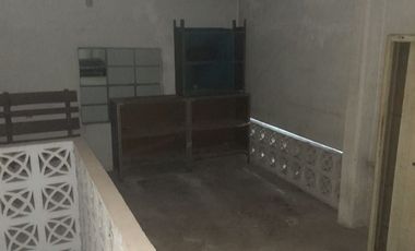 Galpón en alquiler de 450m2 ubicado en Lanús Oeste - Se escuchan propuestas