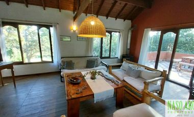 Chalet en venta en Sierra de los Padres - Balcón del Golf - Piscina - Quincho