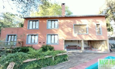 Chalet en venta en Sierra de los Padres - Balcón del Golf - Piscina - Quincho