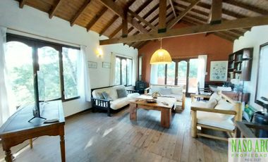 Chalet en venta en Sierra de los Padres - Balcón del Golf - Piscina - Quincho