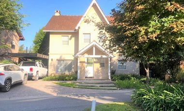 Casa En Venta Los Angeles Village - APTO CREDITO