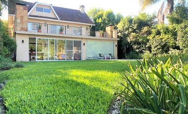 Casa En Venta Los Angeles Village - APTO CREDITO