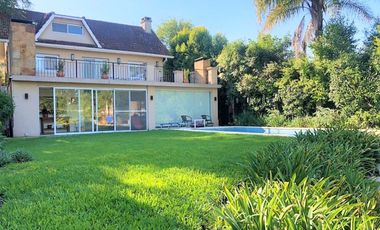 Casa En Venta Los Angeles Village - APTO CREDITO