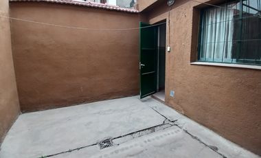 Dúplex en venta de 3 dormitorios c/ cochera en Los Huaicos