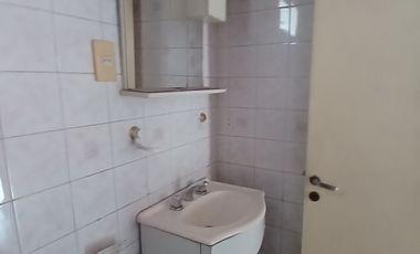 Dúplex en venta de 3 dormitorios c/ cochera en Los Huaicos