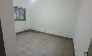 Venta de casa + dpto, zona céntrica Villa Cura Brochero K109CB