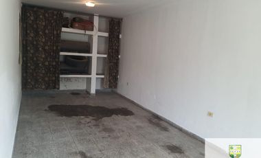 Venta de casa + dpto, zona céntrica Villa Cura Brochero K109CB