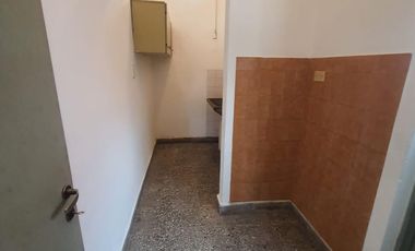 Venta de casa + dpto, zona céntrica Villa Cura Brochero K109CB