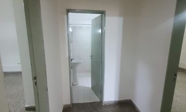 Venta de casa + dpto, zona céntrica Villa Cura Brochero K109CB