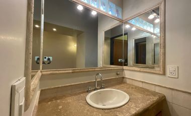 Casa de categoría en venta de 2000m2 con 3 dormitorios ubicado en El Bosque