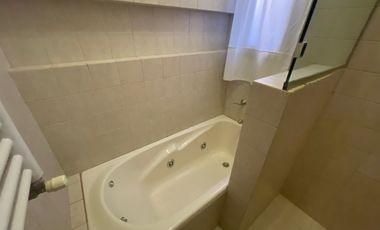 Casa de categoría en venta de 2000m2 con 3 dormitorios ubicado en El Bosque