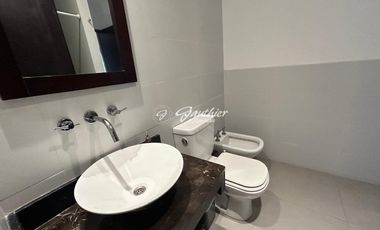 Departamento en venta de 1 dormitorio c/ cochera en Campana