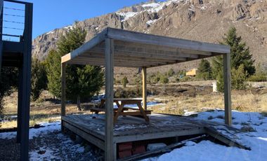 FINA PATAGONIA. Casa en venta de 2 dormitorios c/ cochera en San Martin de los Andes
