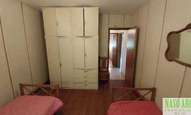 CHALET DE 3 AMB. EN VENTA EN SIERRA DE LOS PADRES. ZONA CENTRO