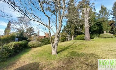 Chalet en venta en Sierra de los Padres. Gas natural. Vista panorámica. Asfalto