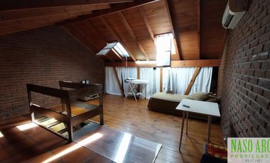 Chalet en venta en Sierra de los Padres. Gas natural. Vista panorámica. Asfalto