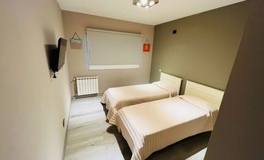 Casa en venta de 4 ambientes c/ cochera en Costa del Este