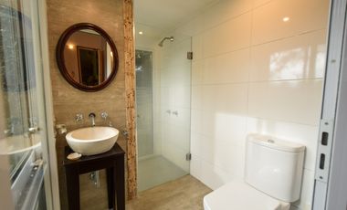 Venta casa con gran parque - Balneario Mar Chiquita