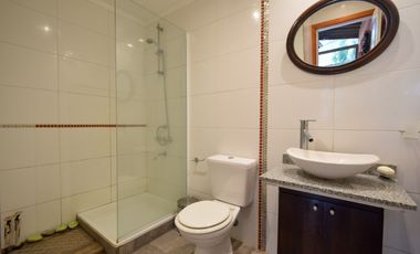 Venta casa con gran parque - Balneario Mar Chiquita