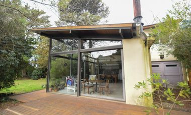 Venta casa con gran parque - Balneario Mar Chiquita